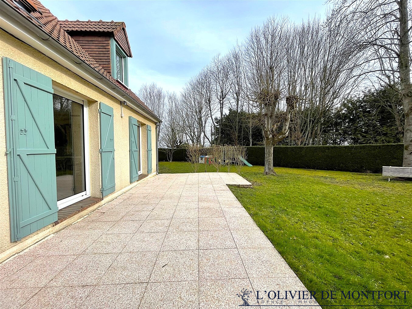 Maison individuelle de 6 pièce(s) 130 m²