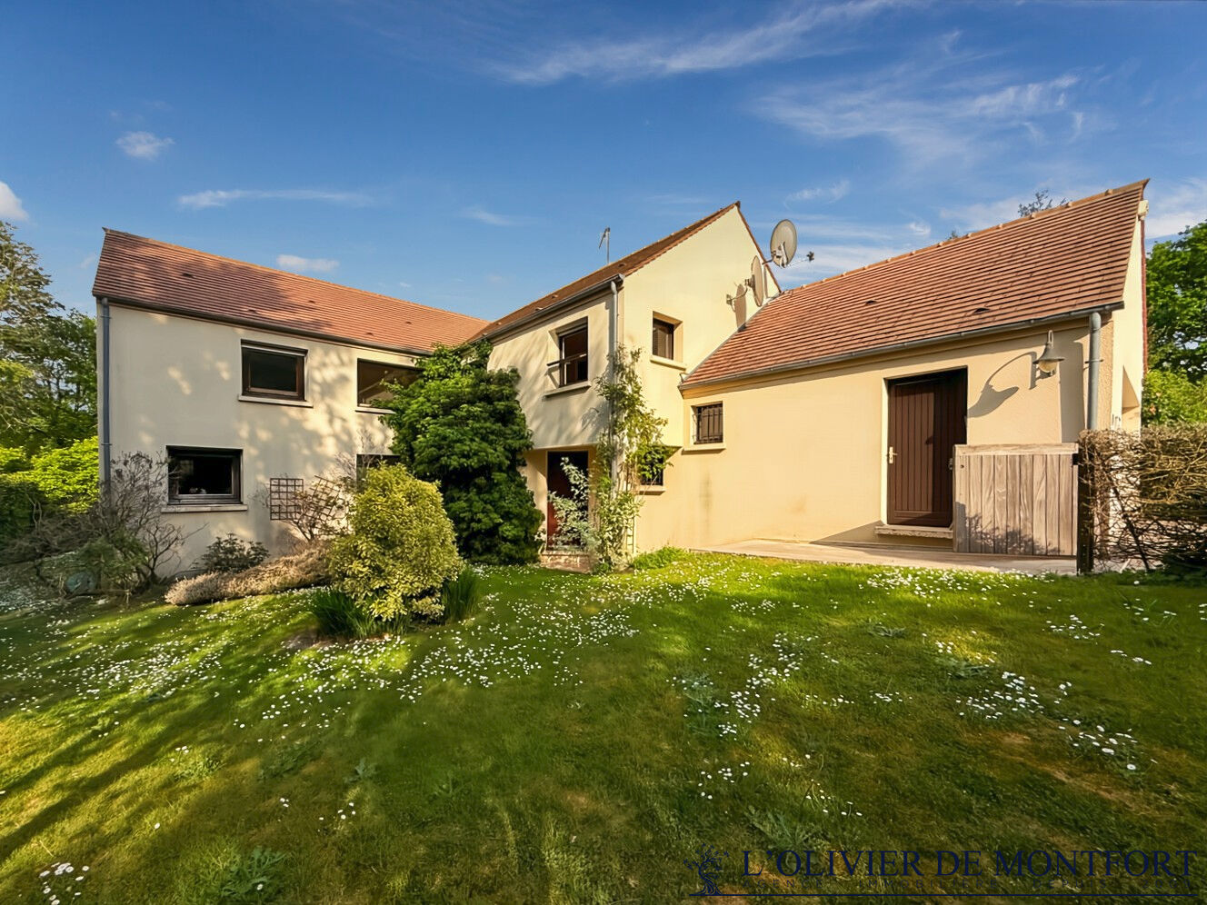 Agence immobilière de L'OLIVIER DE MONTFORT Mere - L'OLIVIER DE MONFORT