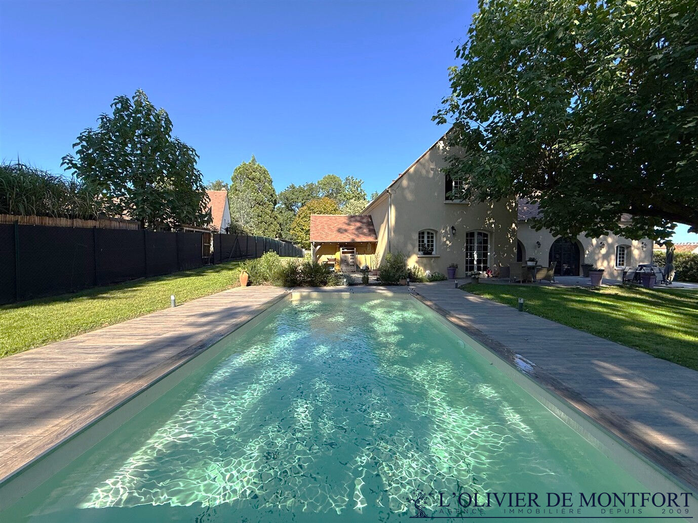 Agence immobilière de L'OLIVIER DE MONTFORT Mere - L'OLIVIER DE MONFORT