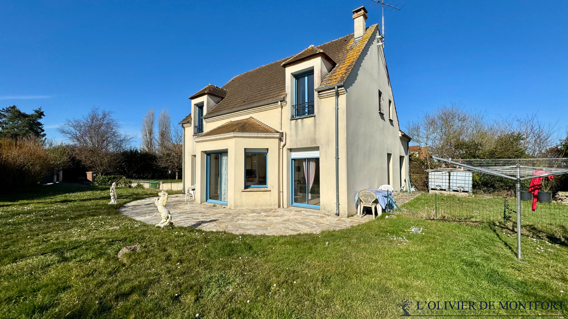 Photo Maison Galluis 6 pièce(s) 153 m2 image 2/6