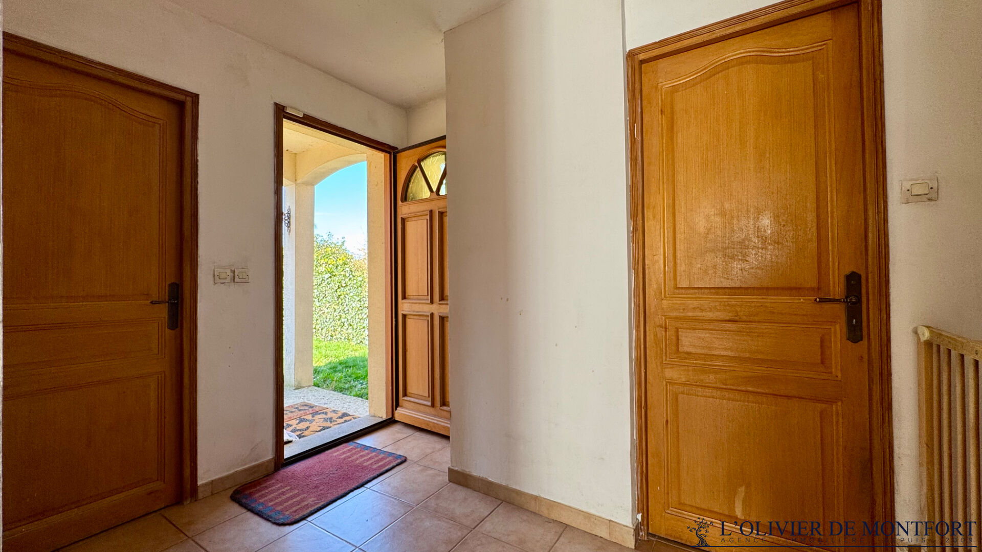 Photo Maison Galluis 6 pièce(s) 153 m2 image 3/6