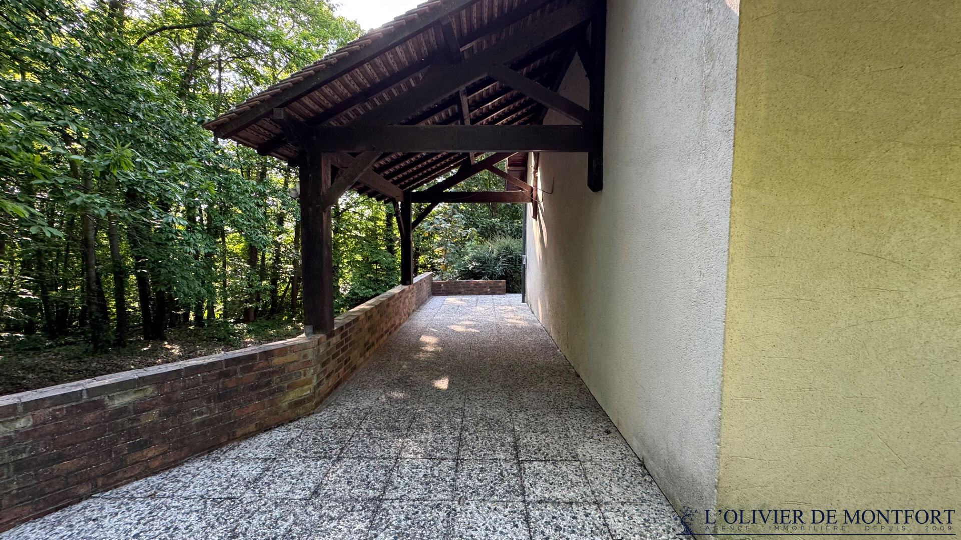 Photo Maison 6 pièce(s) 173 m2 image 3/6