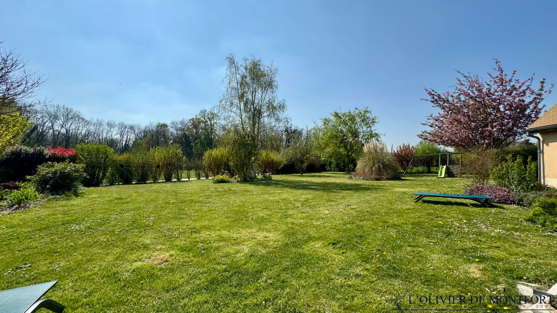 Photo Maison Autouillet 9 pièce(s) 268 m2 image 2/6