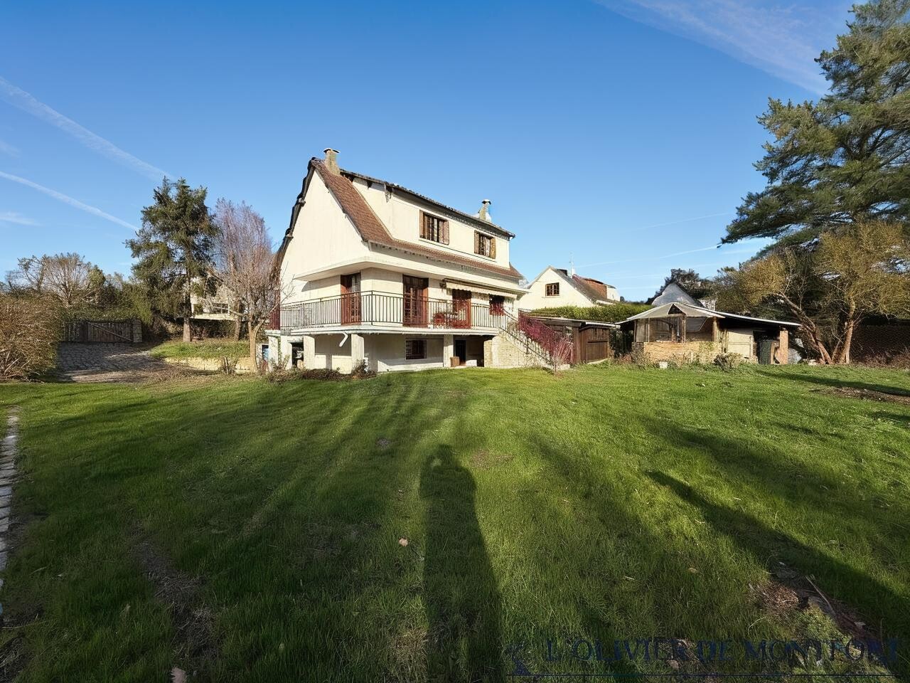 Agence immobilière de L'OLIVIER DE MONTFORT Mere - L'OLIVIER DE MONFORT