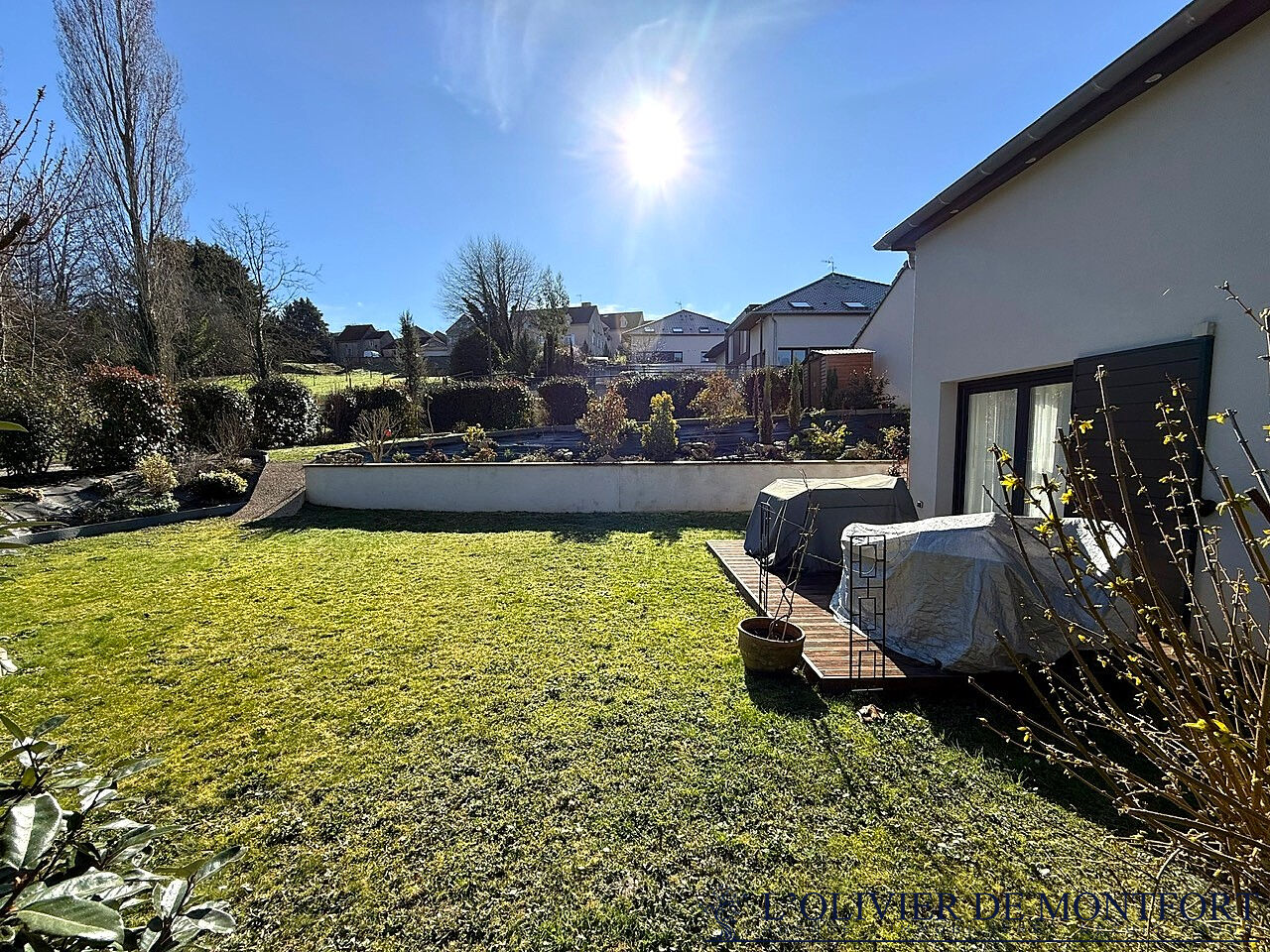 Agence immobilière de L'OLIVIER DE MONTFORT Mere - L'OLIVIER DE MONFORT