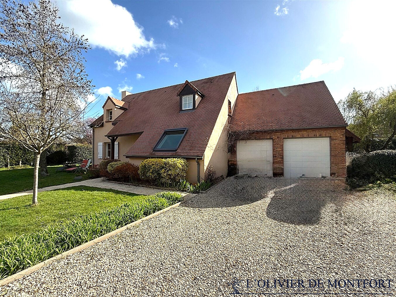 Agence immobilière de L'OLIVIER DE MONTFORT Mere - L'OLIVIER DE MONFORT