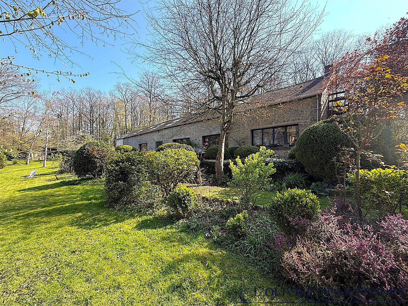 Agence immobilière de L'OLIVIER DE MONTFORT Mere - L'OLIVIER DE MONFORT