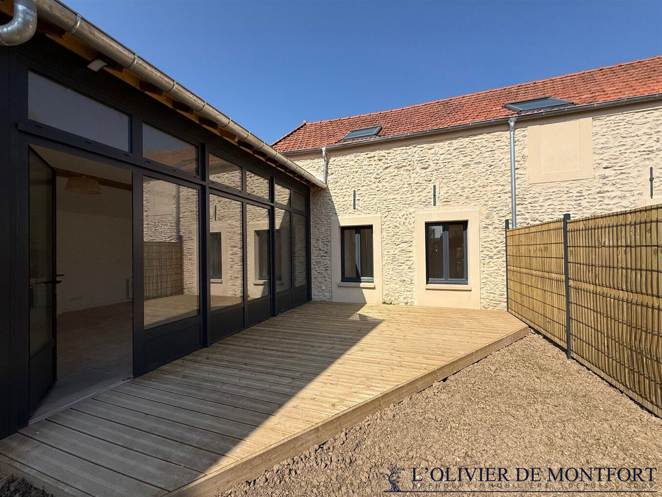 Agence immobilière de L'OLIVIER DE MONTFORT Mere - L'OLIVIER DE MONFORT