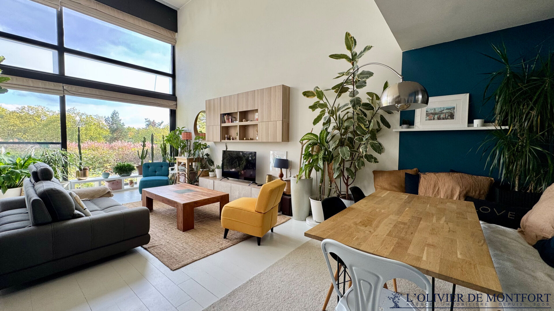 Agence immobilière de L'OLIVIER DE MONTFORT Mere - L'OLIVIER DE MONFORT