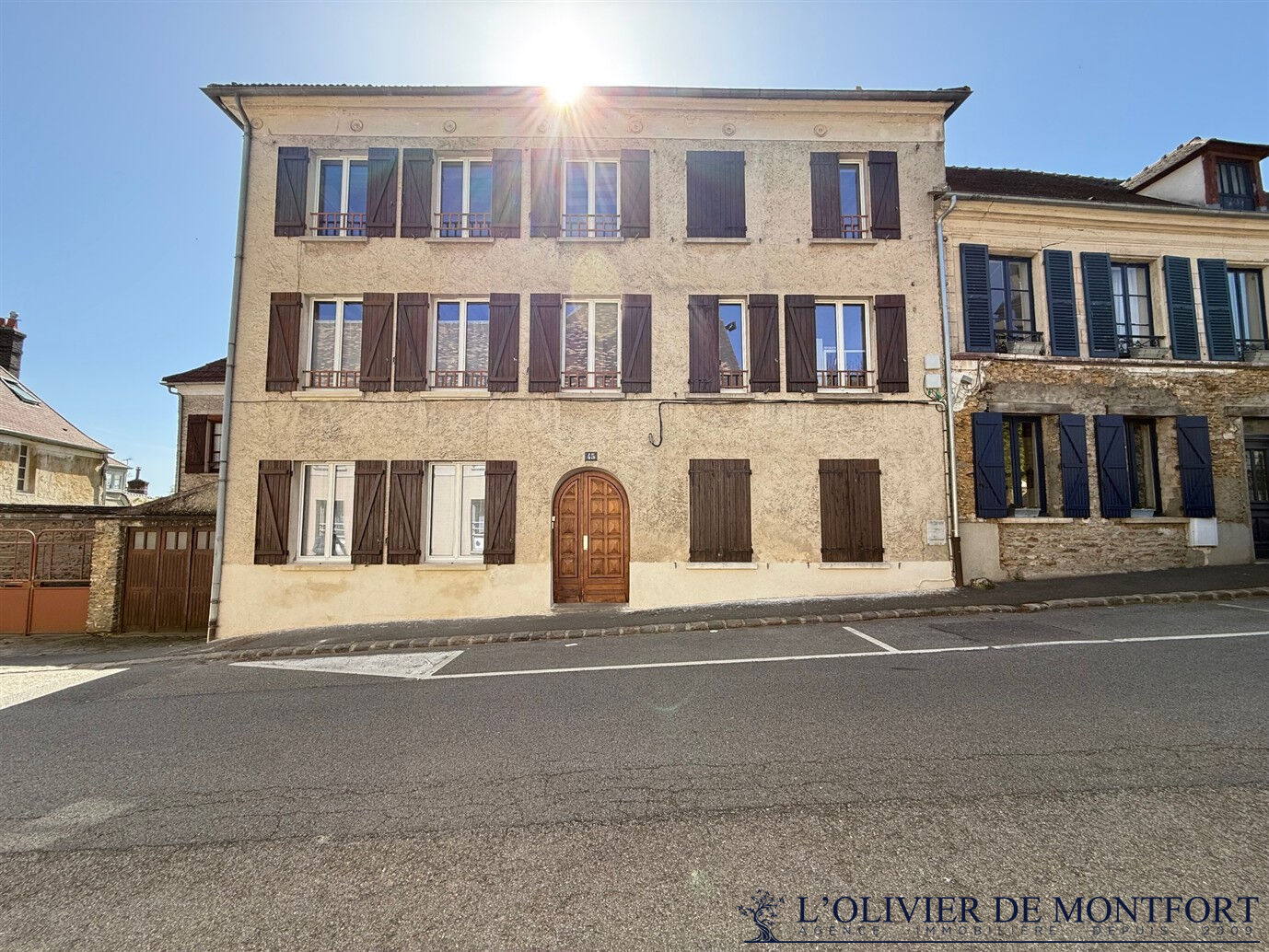 Agence immobilière de L'OLIVIER DE MONTFORT Mere - L'OLIVIER DE MONFORT