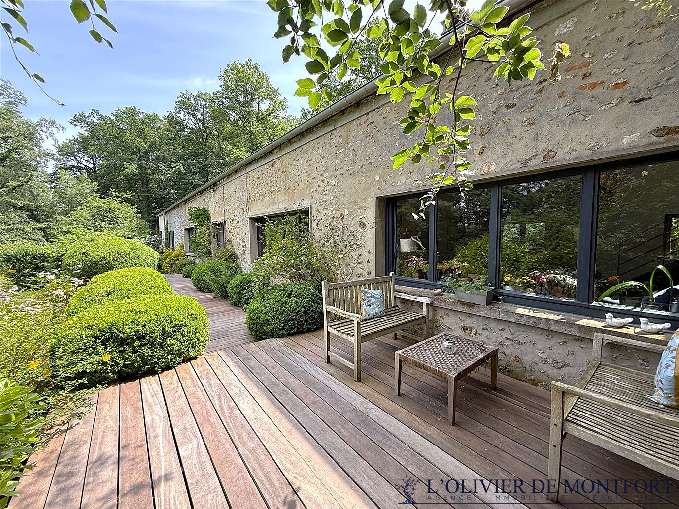 Agence immobilière de L'OLIVIER DE MONTFORT Mere - L'OLIVIER DE MONFORT