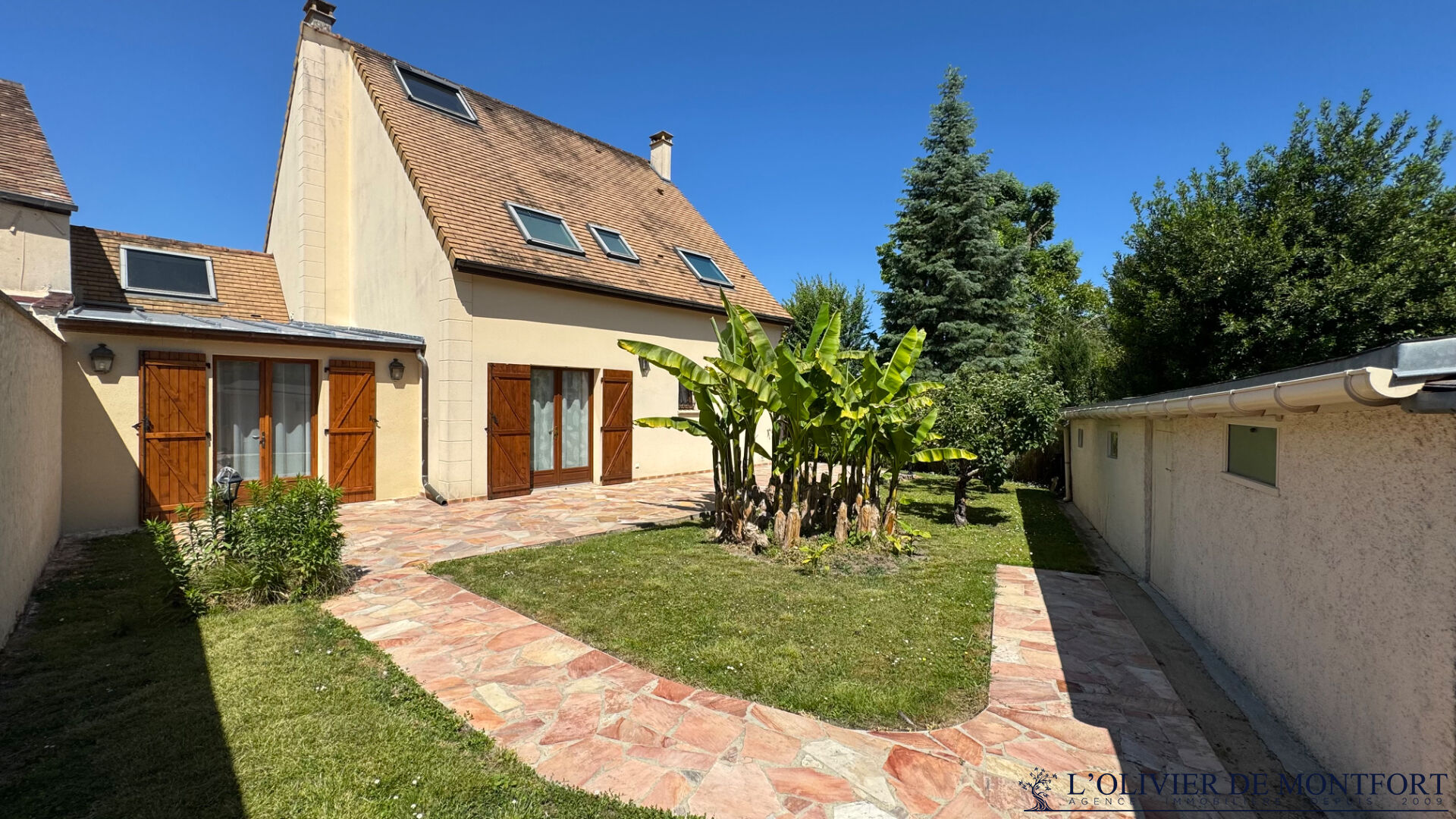 Agence immobilière de L'OLIVIER DE MONTFORT Mere - L'OLIVIER DE MONFORT