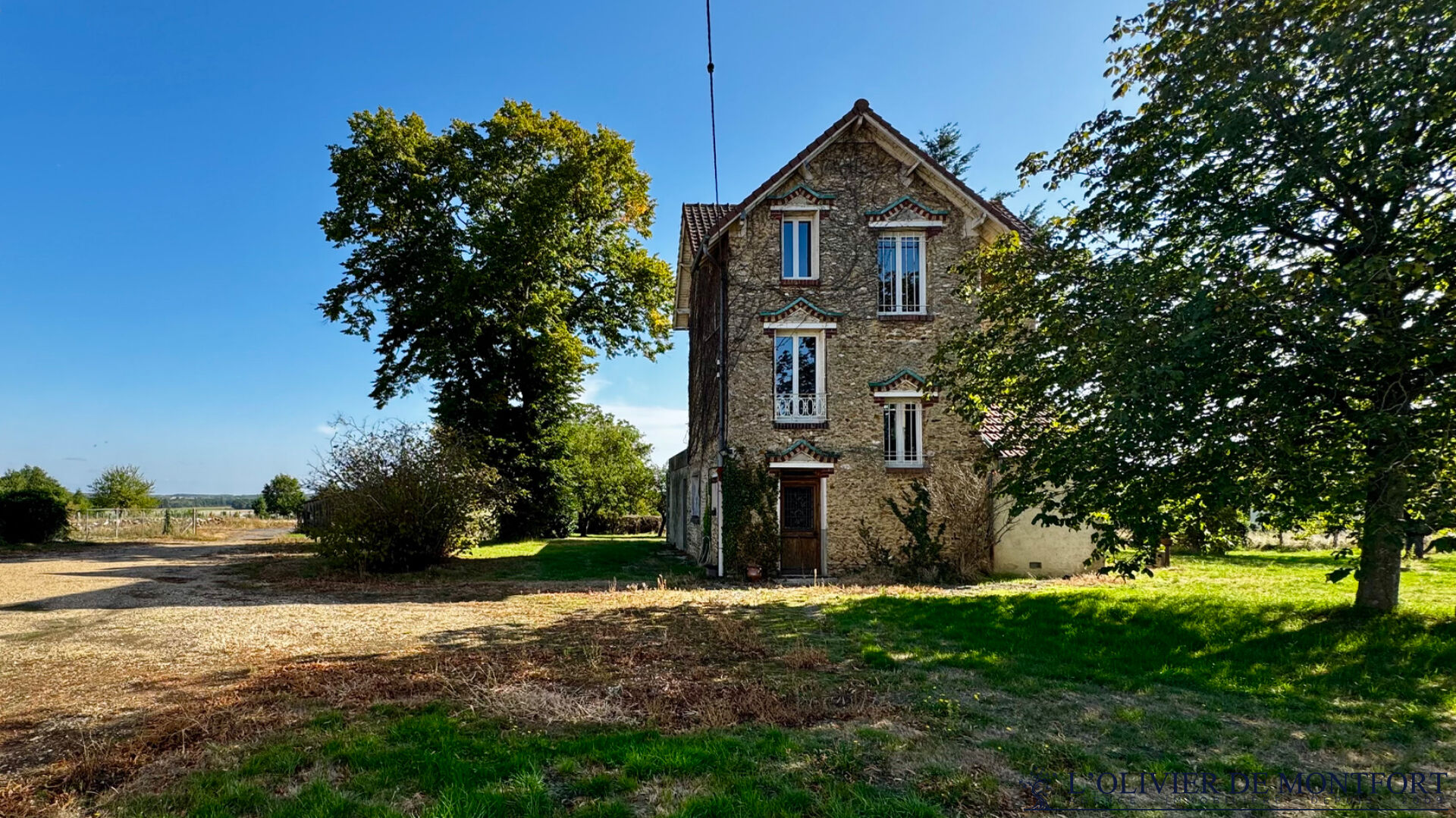 Agence immobilière de L'OLIVIER DE MONTFORT Mere - L'OLIVIER DE MONFORT
