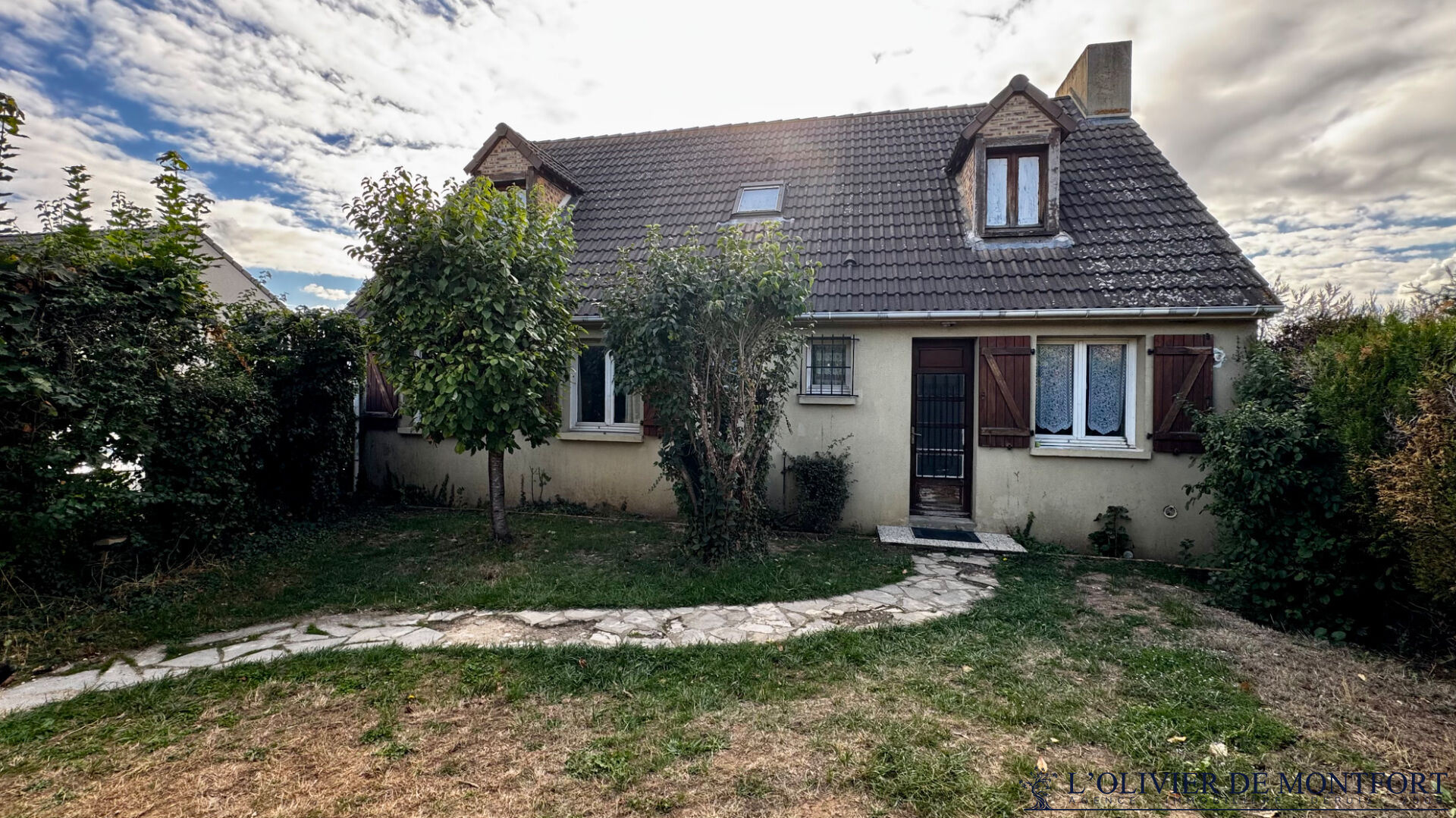 Agence immobilière de L'OLIVIER DE MONTFORT Mere - L'OLIVIER DE MONFORT