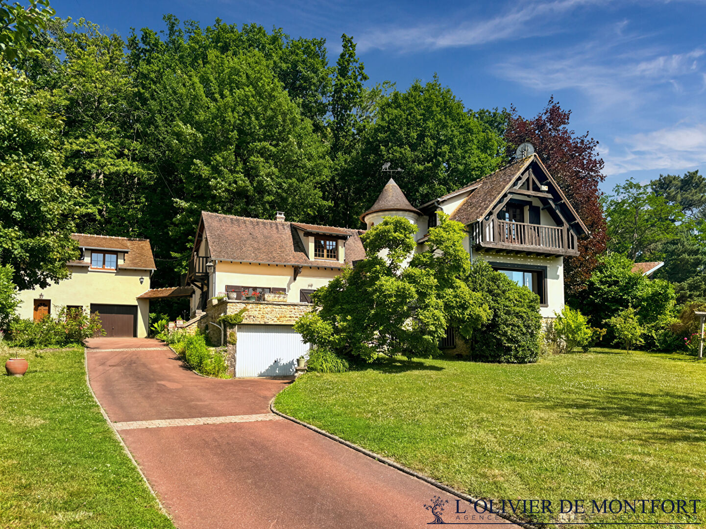 Agence immobilière de L'OLIVIER DE MONTFORT Mere - L'OLIVIER DE MONFORT