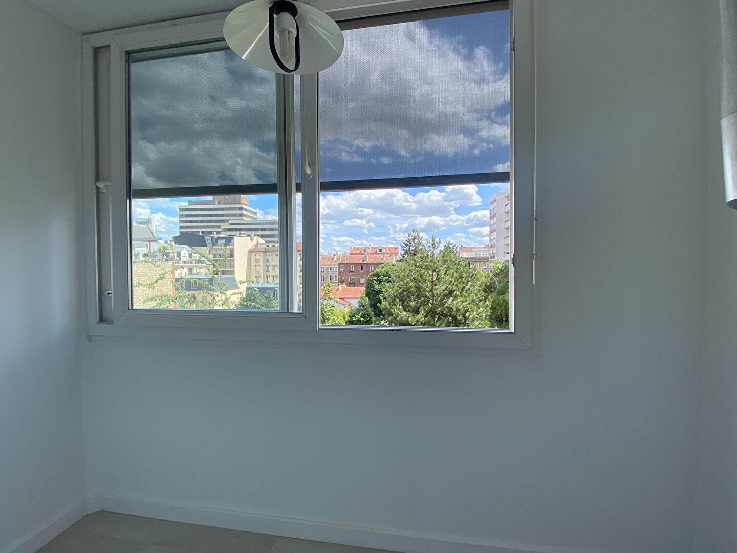 Photo Appartement à louer Puteaux 3 pièce(s) 58 m2 image 6/6