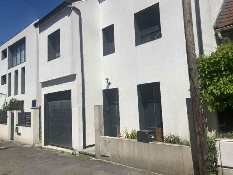 Photo Maison de ville et sa terrasse image 3/6