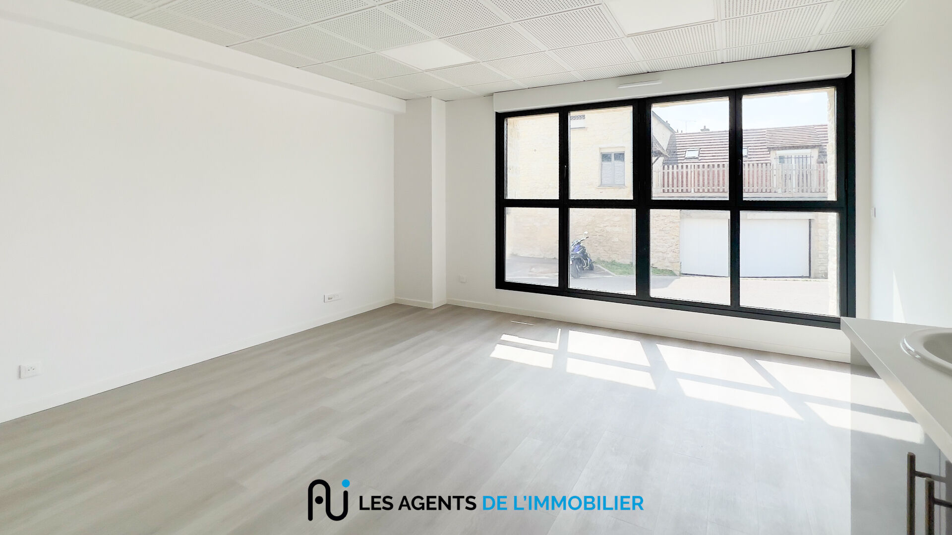 Agence immobilière de Les Agents de l'Immobilier NANTERRE 
