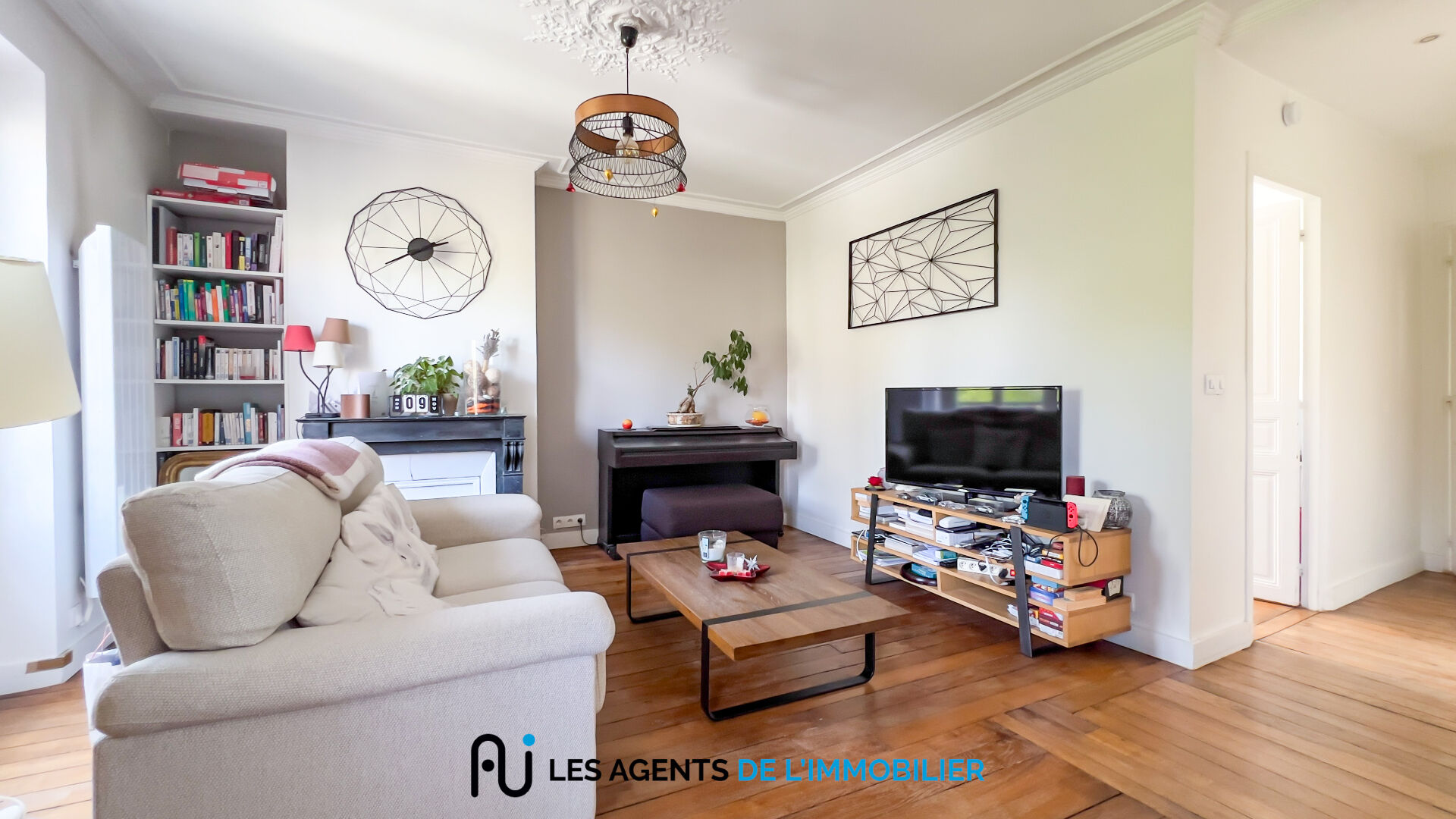 Agence immobilière de Les Agents de l'Immobilier NANTERRE 
