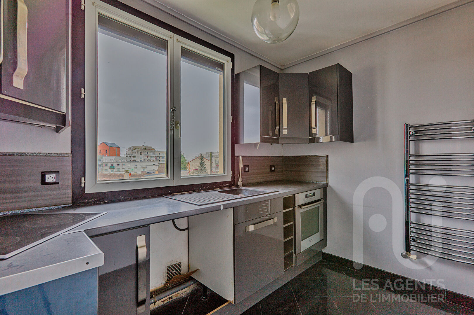 Photo DERNIER ÉTAGE - APPARTEMENT 3 PIÈCES AU CALME image 6/6