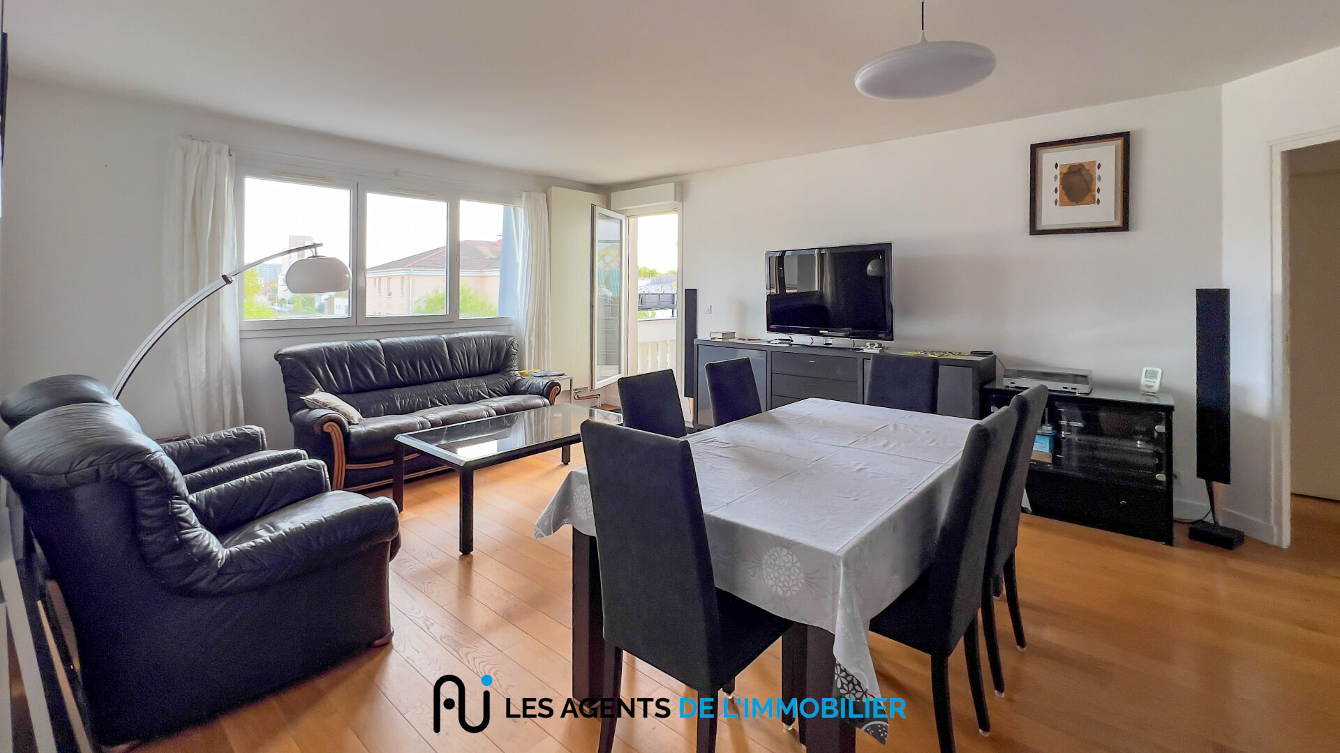 Agence immobilière de Les Agents de l'Immobilier NANTERRE 
