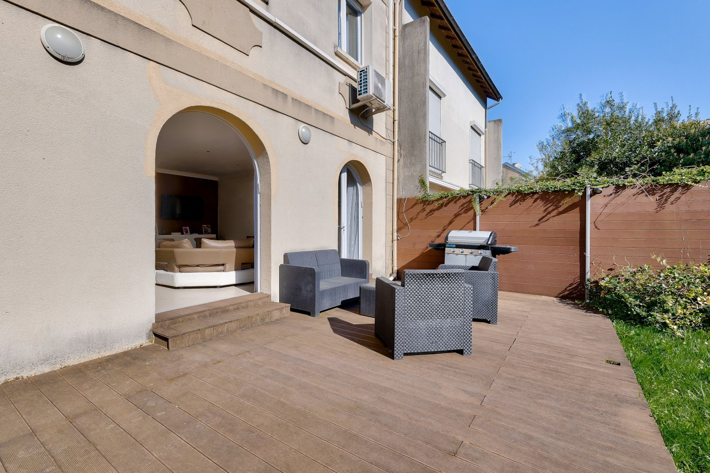 Maison Les Lilas 186 m² avec terrasse et jardin