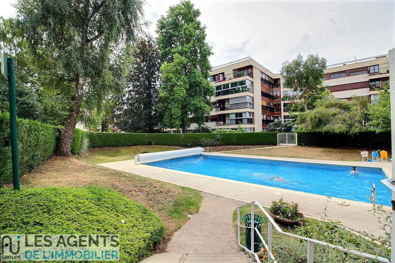 Photo Appartement Le Chesnay 3 pièce(s) 78 m2 - parking - piscine image 4/6