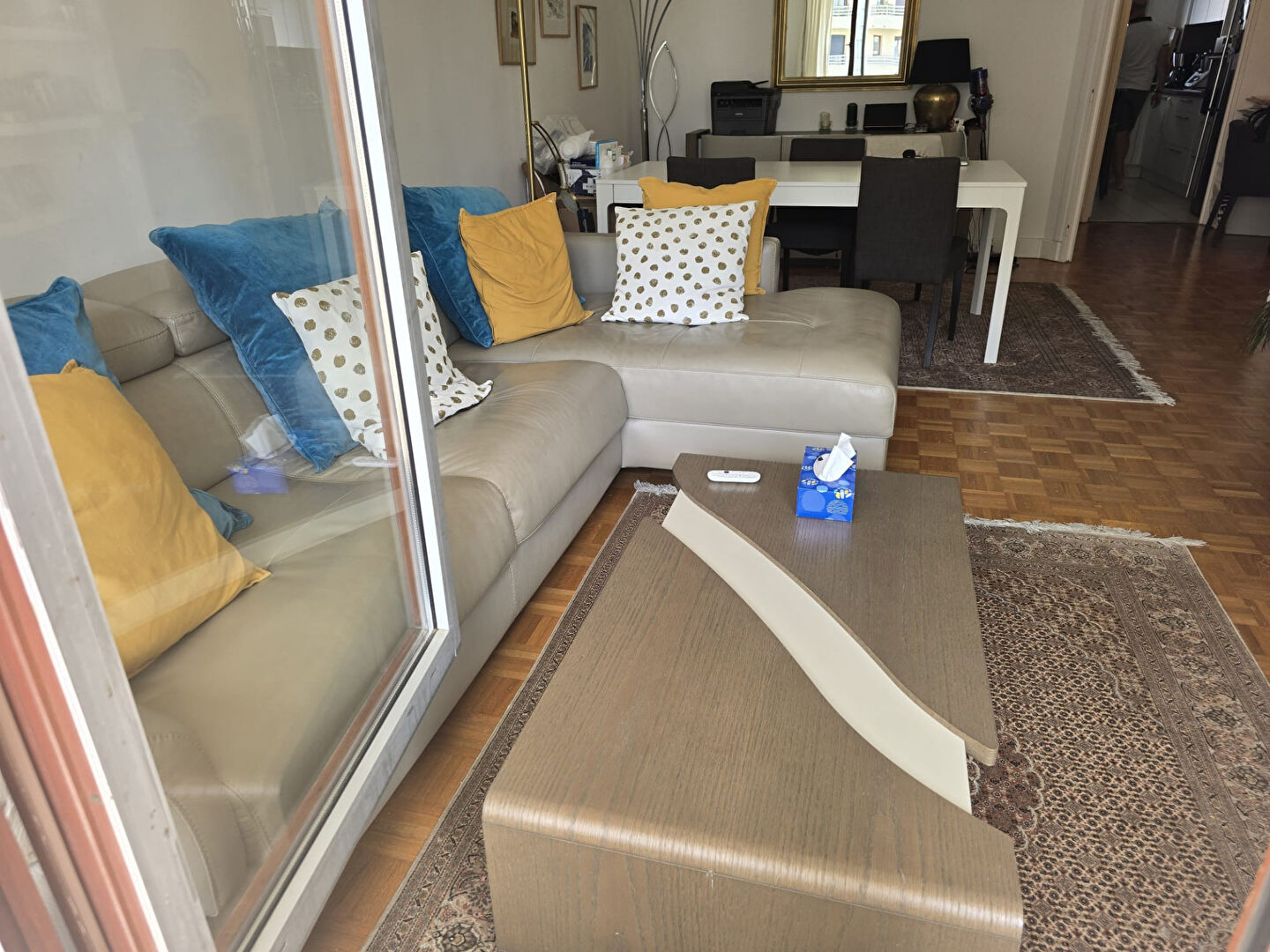 Appartement Courbevoie 4 pièce(s) 84.8 m2+Balcon + parking