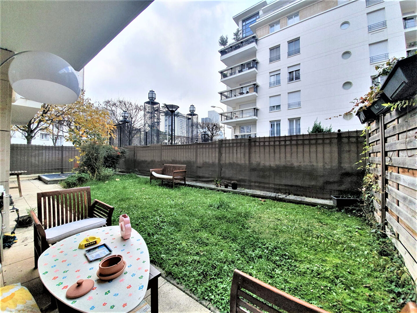 Photo Appartement Courbevoie 4 pièce(s) 100m2 + Jardin 36m² +Terrasse 33m² +2 Caves image 4/6