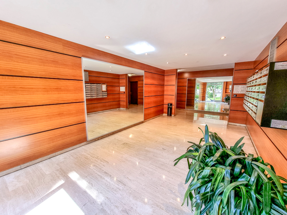 Photo Appartement Asnieres Sur Seine 3 pièces, terasse 25 m², loggia, box image 2/6