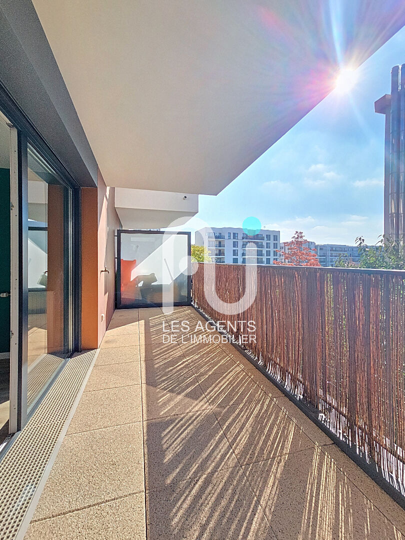 Bois Colombes  limite Asnières 3 pièces 54.55 m2 + balcon + double parking