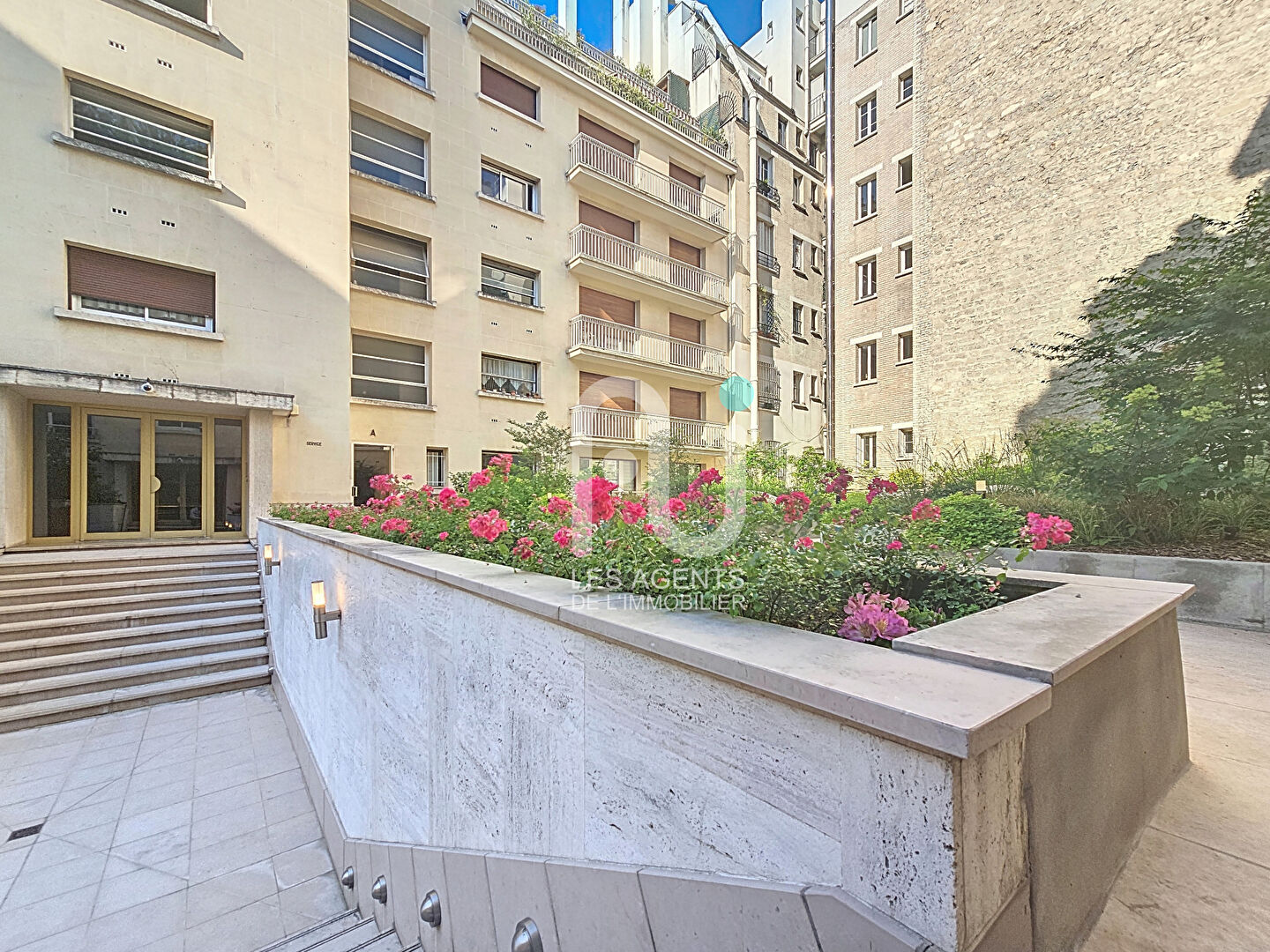 Photo Appartement Neuilly Sur Seine 3 pièce(s) 47.54 m2 image 2/6