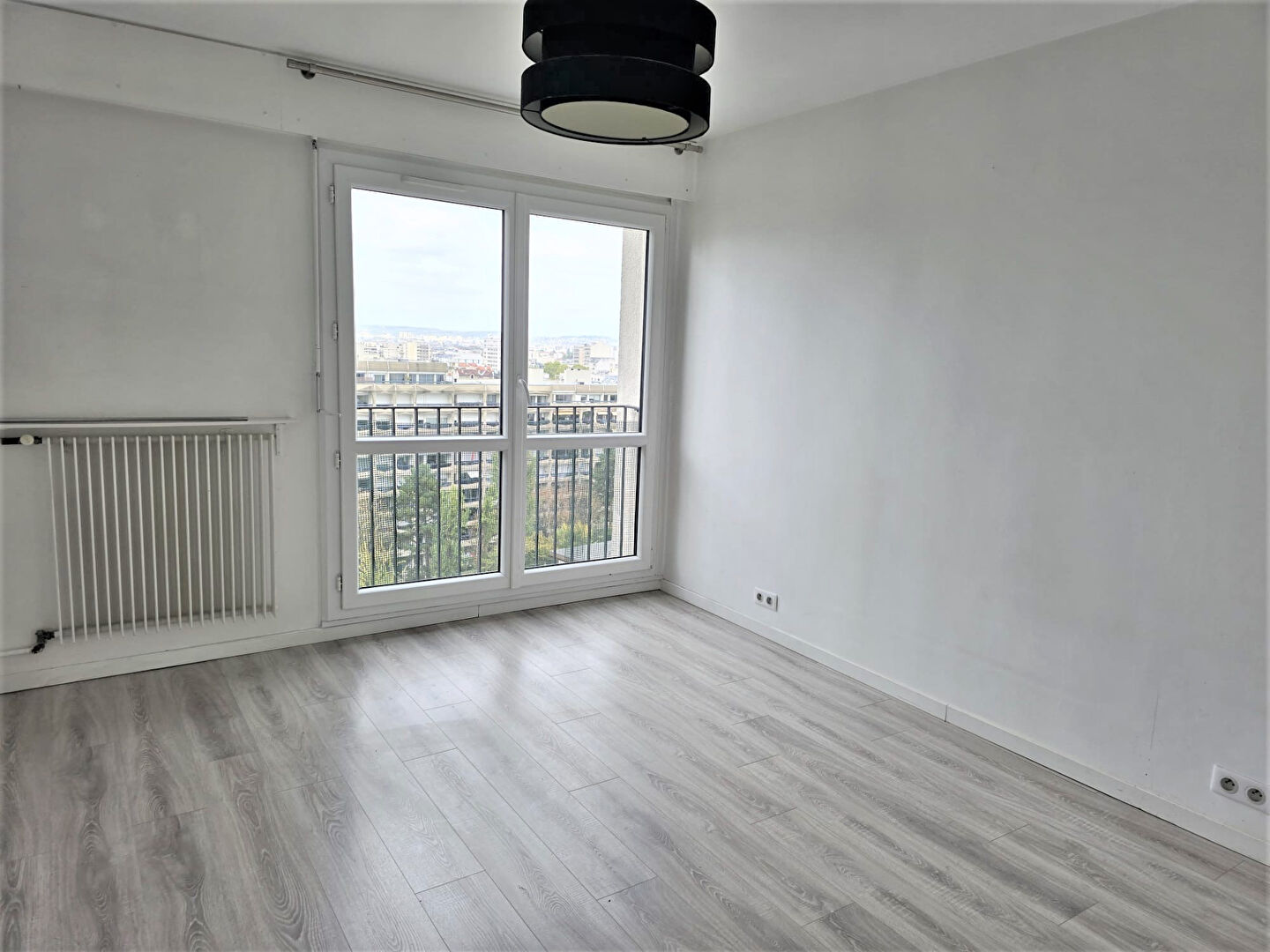 Photo Appartement Courbevoie 3 pièce(s) 71 m2 image 6/6