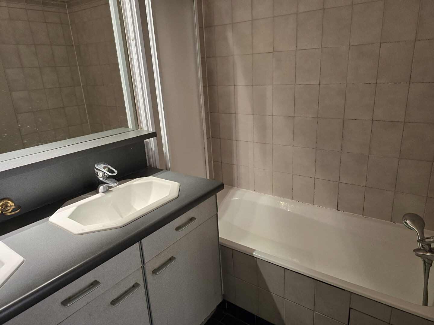 Photo Appartement Courbevoie 4/5 pièce(s) 110 m2+ cave image 6/6