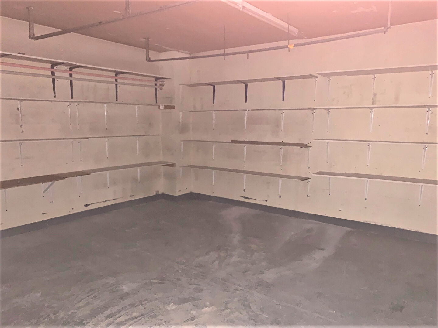 Photo Local commercial Courbevoie 82 m2 image 6/6