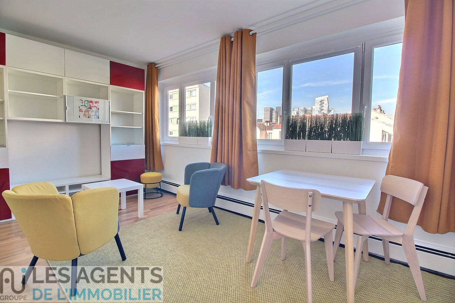 Photo STUDIO A LOUER MEUBLÉ - CENTRE VILLE DE PUTEAUX image 3/5