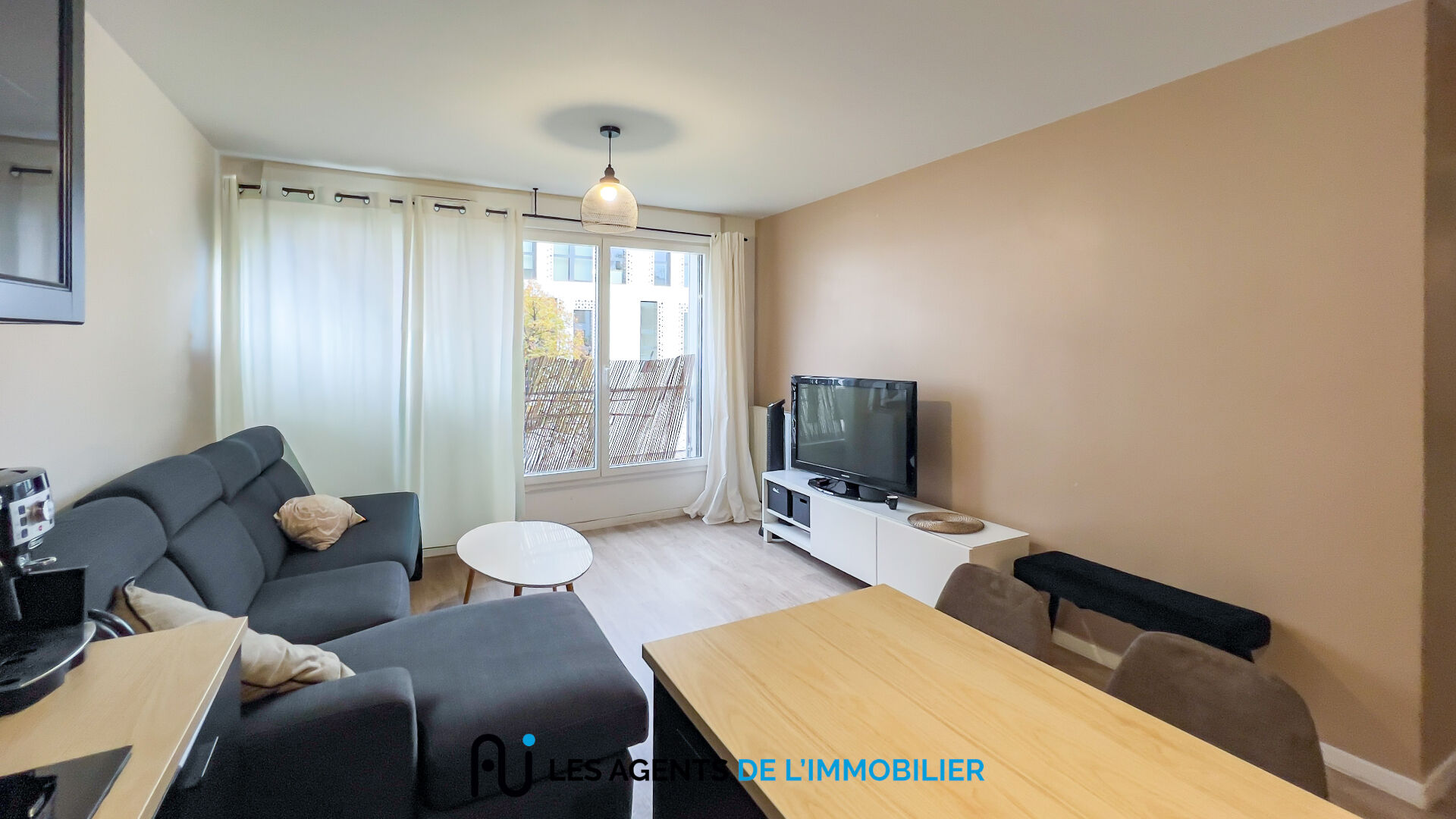 Agence immobilière de Les Agents de l'Immobilier NANTERRE 
