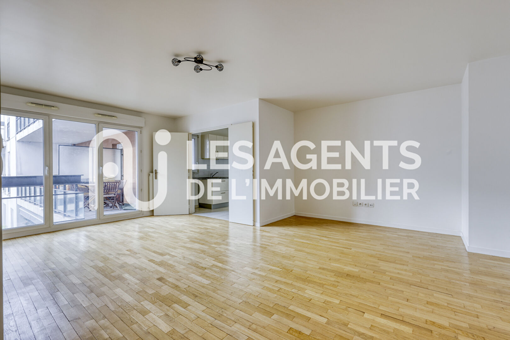 Agence immobilière de 
 Les Agents de l'Immobilier - Les Agents de l'Immobilier - MDRC Gestion Neuilly-Sur-Seine 
