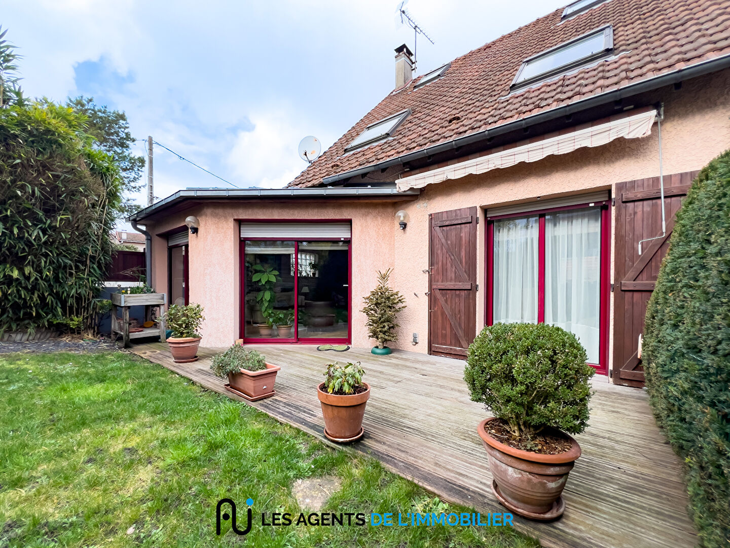 Agence immobilière de Les Agents de l'Immobilier NANTERRE 
