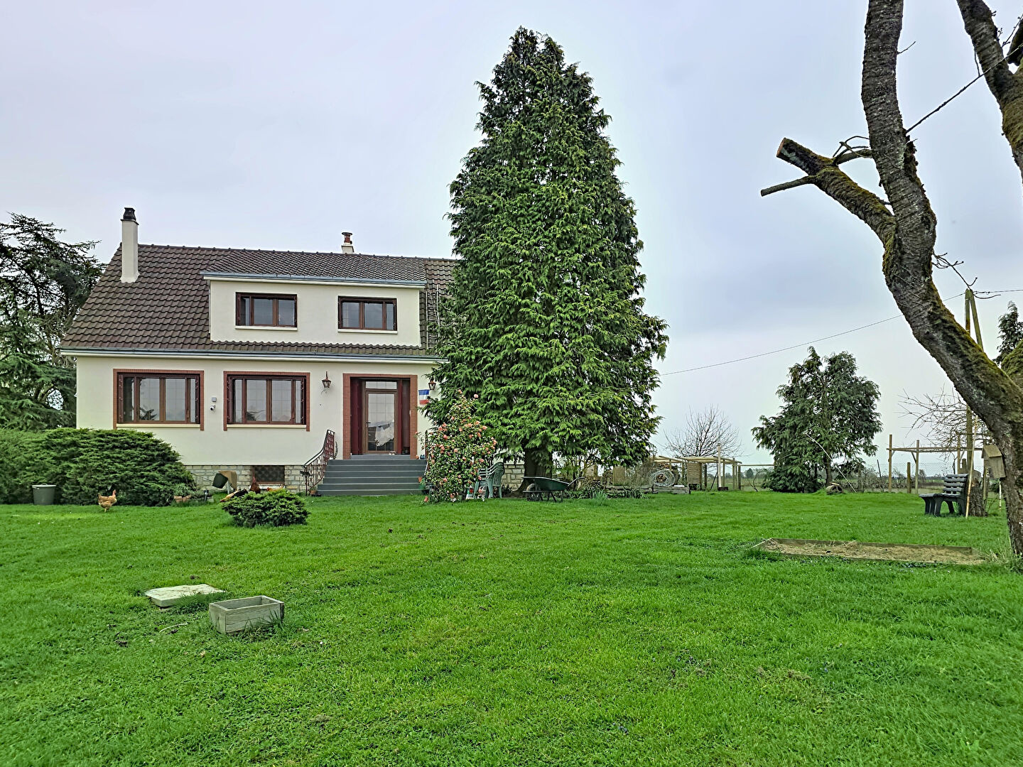 Agence immobilière de 
 Les Agents de l'Immobilier - Les Agents de l'Immobilier ASNIERES SUR SEINE 
