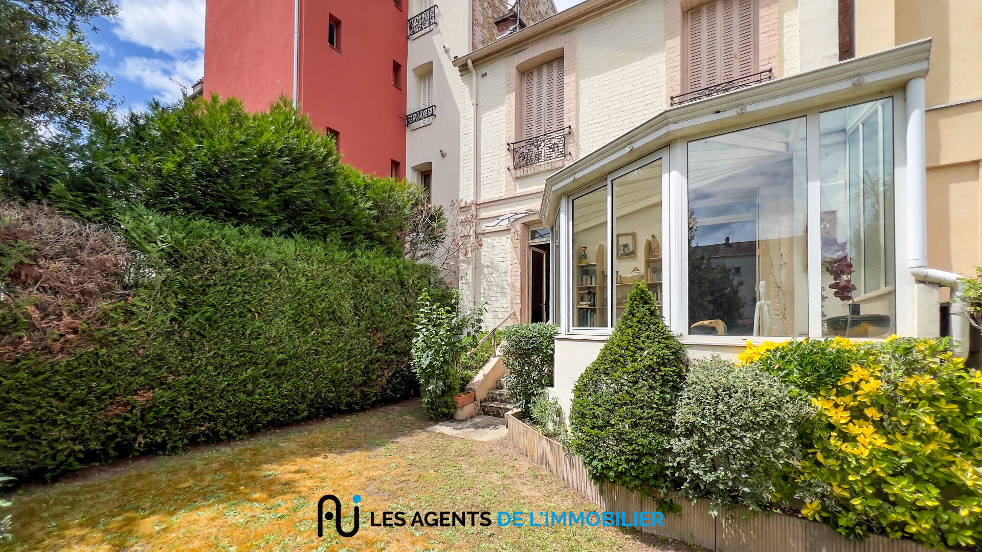 Agence immobilière de Les Agents de l'Immobilier NANTERRE 
