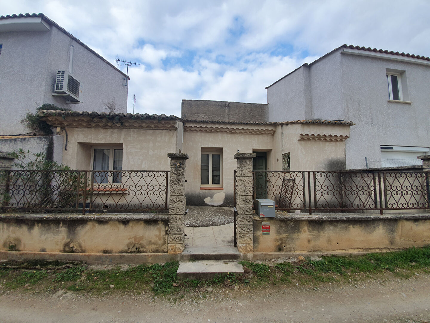 Local 35 m² sur une parcelle 78 m²  - CAISSARGUES
