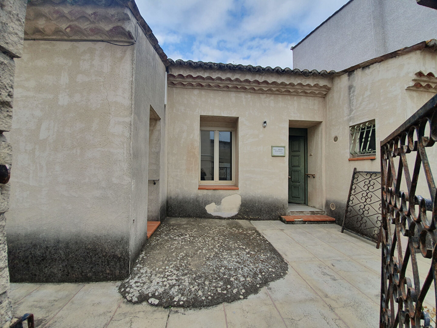Photo Local 35 m² sur une parcelle 78 m²  - CAISSARGUES image 2/6