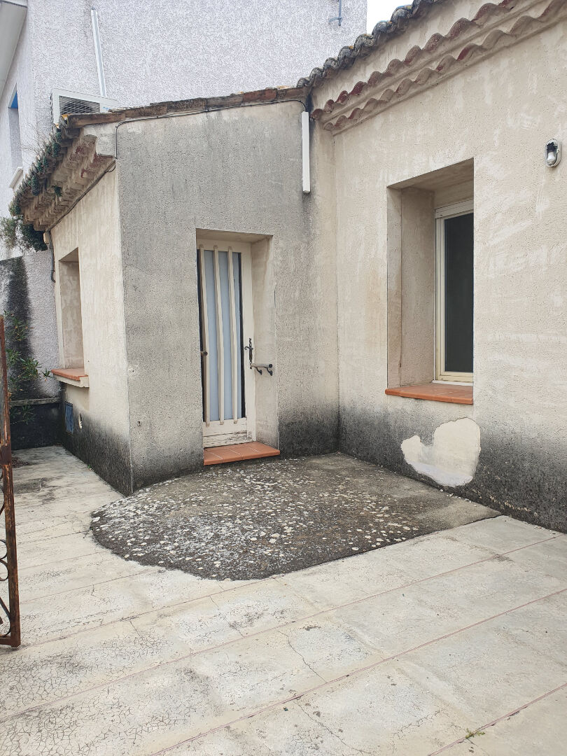 Photo Local 35 m² sur une parcelle 78 m²  - CAISSARGUES image 4/6