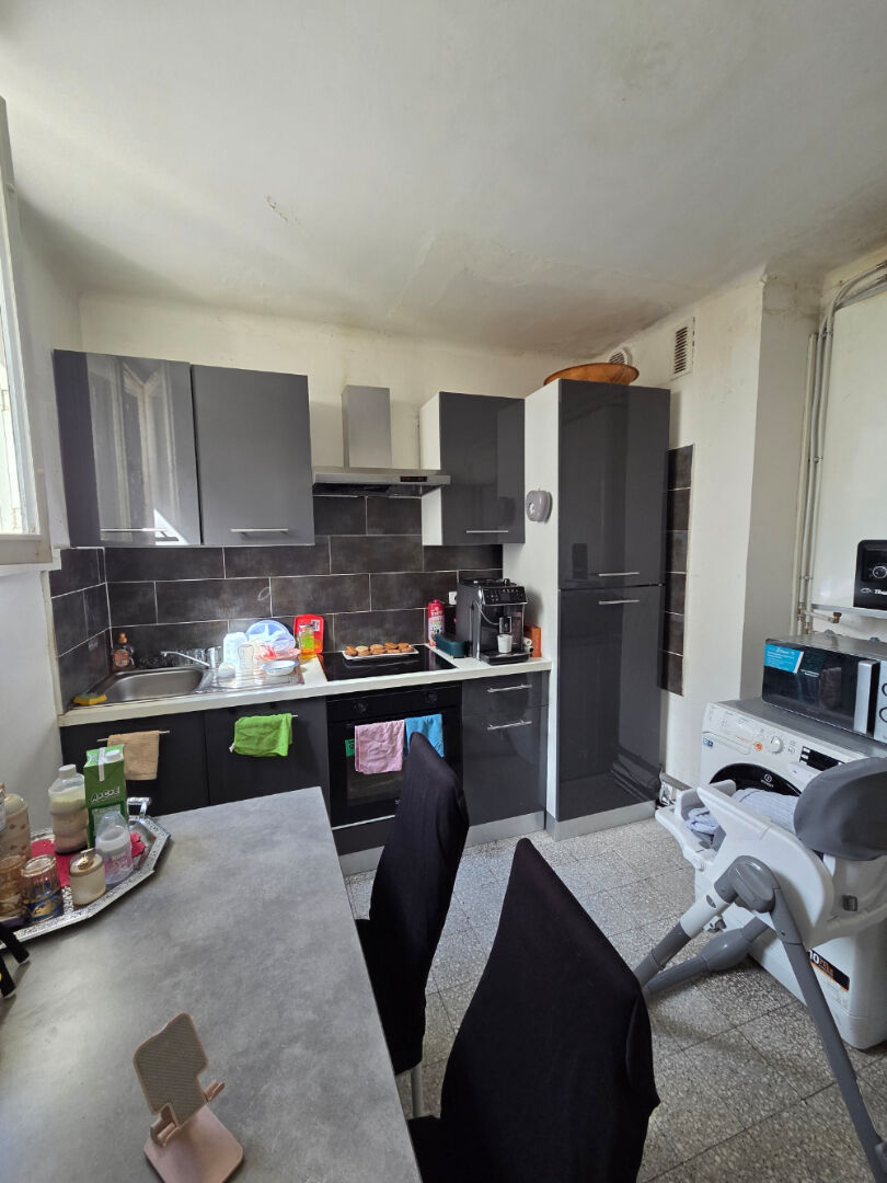 Photo P3 proche centre - Vendu loué image 1/6