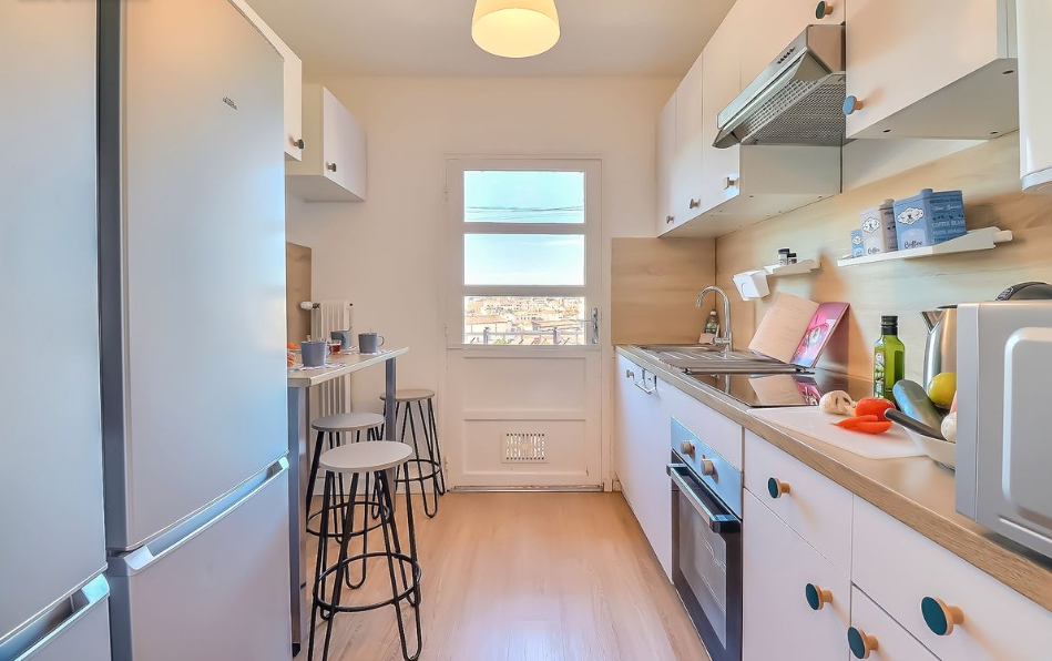 Superbe T4 meublé avec parking - Nîmes centre, rue Séguier