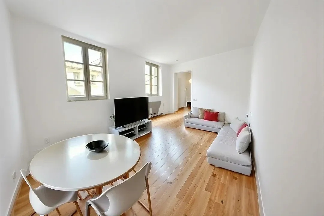 MAISON CARREE - APPARTEMENT 66,70 m²
