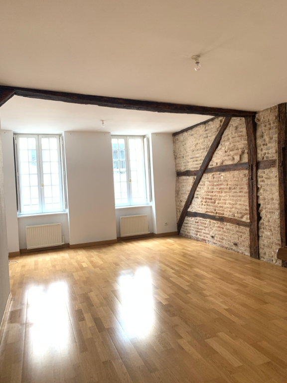 Photo T 3 en centre ville image 2/5