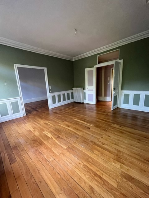 AUTUN Avenue CHARLES de GAULLE