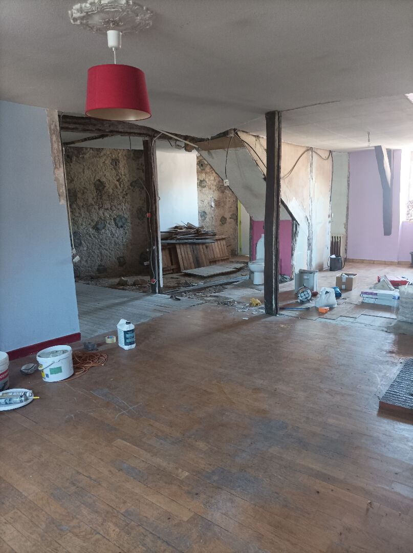 Appartement a renover entierement